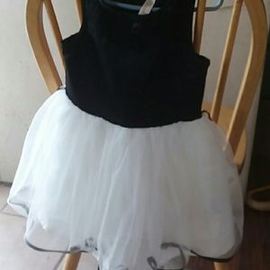 Girls dress